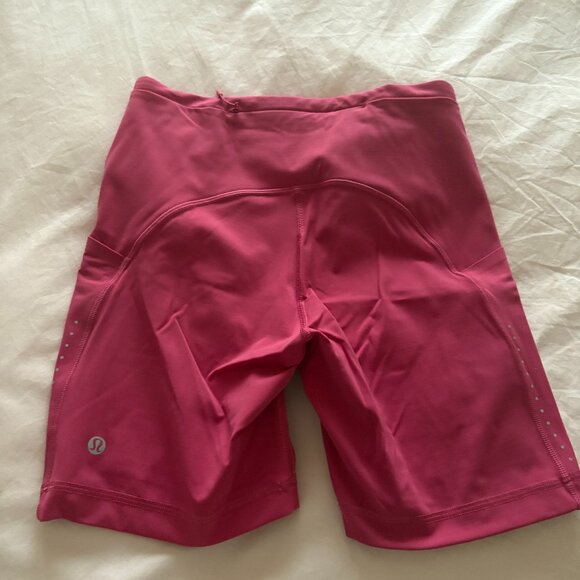 Lululemon Women's Raspberry Coulis Short + Tank Set - Picture 9 of 13